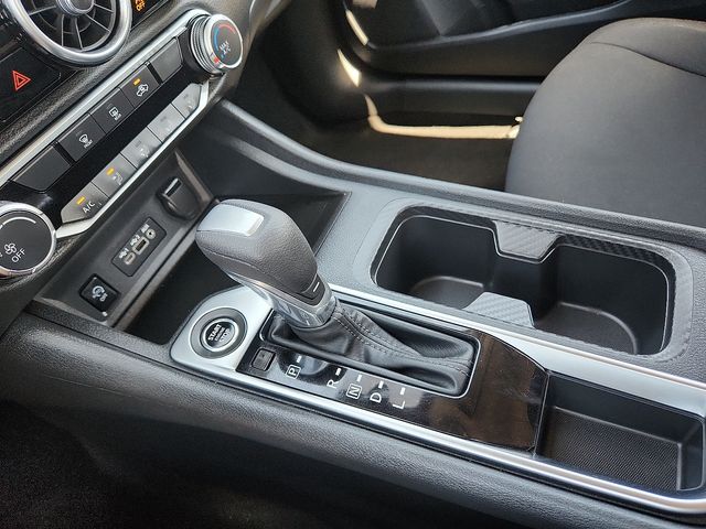 2025 Nissan Sentra SV - Photo 25