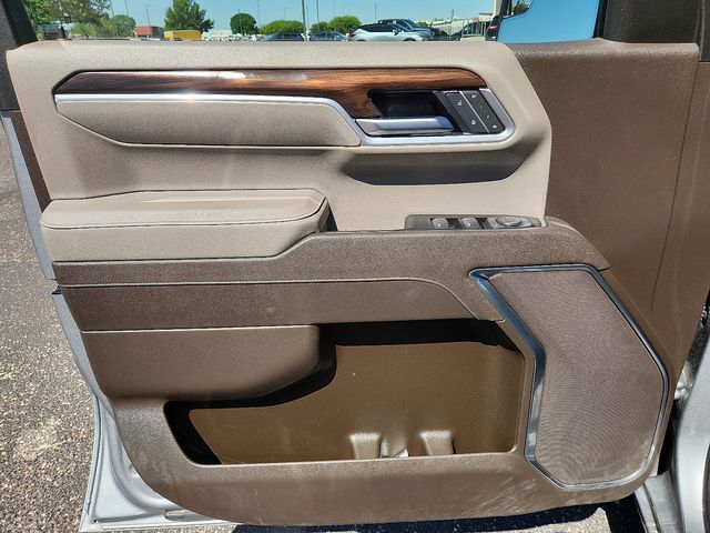 2025 GMC Sierra 1500 SLT - Photo 13