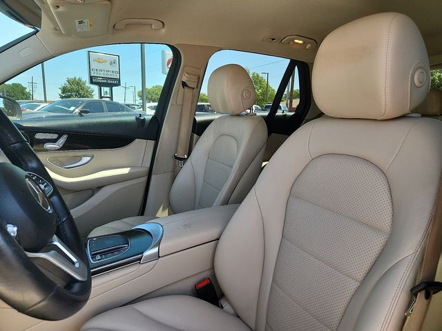 2022 Mercedes-Benz GLC GLC300 - Photo 13