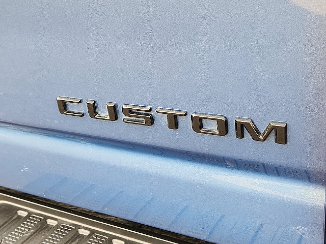 2025 Chevrolet Silverado 2500HD Custom - Photo 10