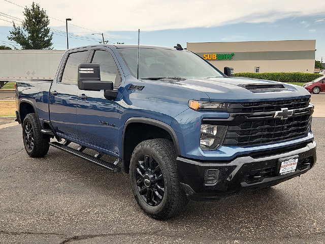 2025 Chevrolet Silverado 2500HD Custom - Photo 6