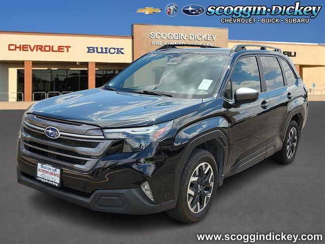 2025 Subaru Forester Premium's photo