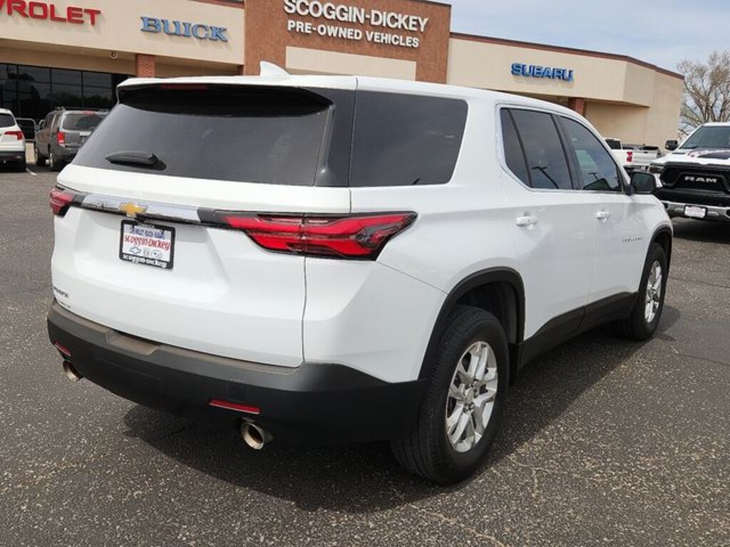 Used 2023 Chevrolet Traverse LS SUV