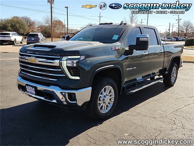 2025 Chevrolet Silverado 2500 HD Truck Crew Cab 