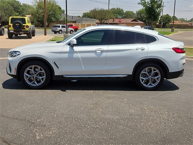 Used 2022 BMW X4 30i with VIN 5UX33DT07N9M44310 for sale in Lubbock, TX