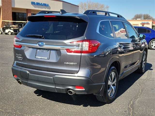 2024 Subaru Ascent Premium photo 4