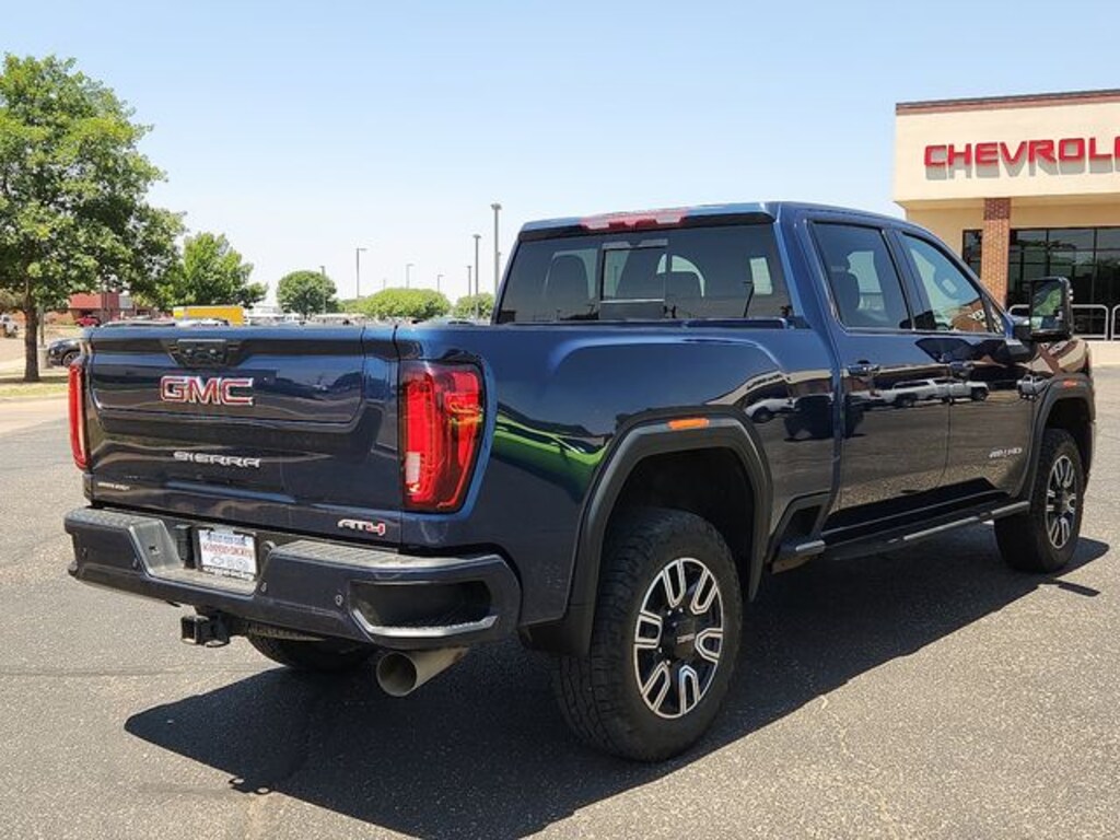 Used 2022 GMC Sierra 2500 HD AT4 Truck Crew Cab