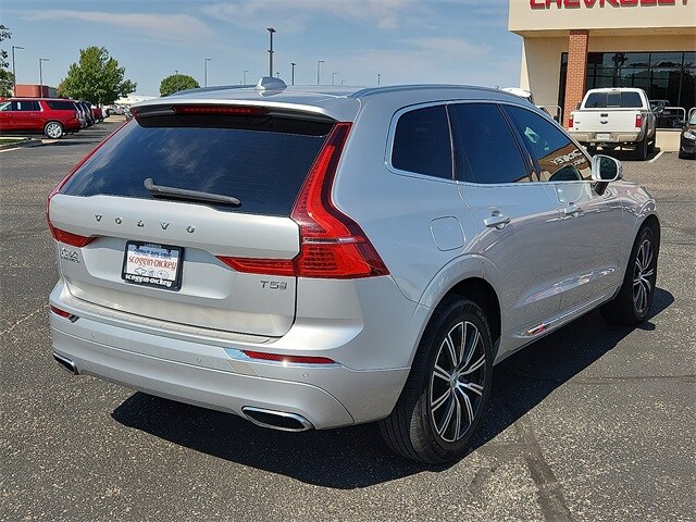 2020 Volvo XC60 T5 Inscription photo 3