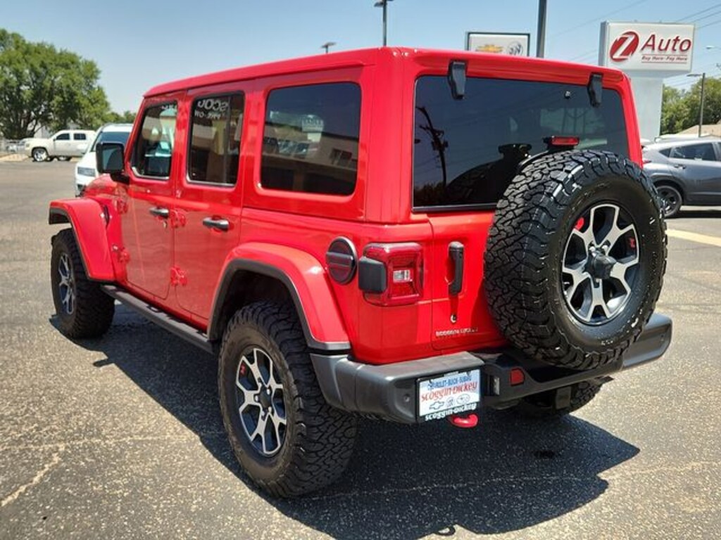 Used 2018 Jeep Wrangler Unlimited Sahara 4x4 SUV