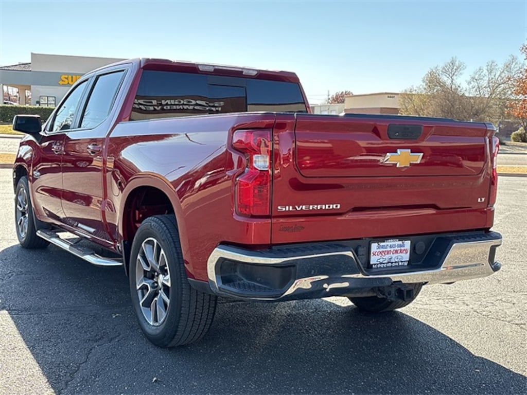 Used 2021 Chevrolet Silverado 1500 LT w/1LT Truck Crew Cab