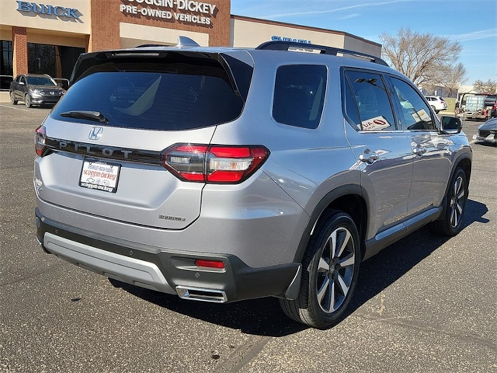 Used 2023 Honda Pilot Touring SUV