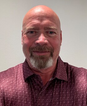 Staff member Robert New from ID_0ad47ffd9145