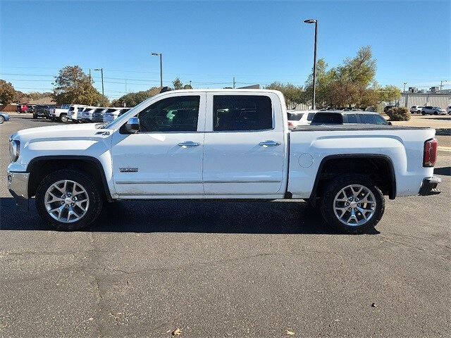 2017 Gmc Sierra 1500 SLT photo 2