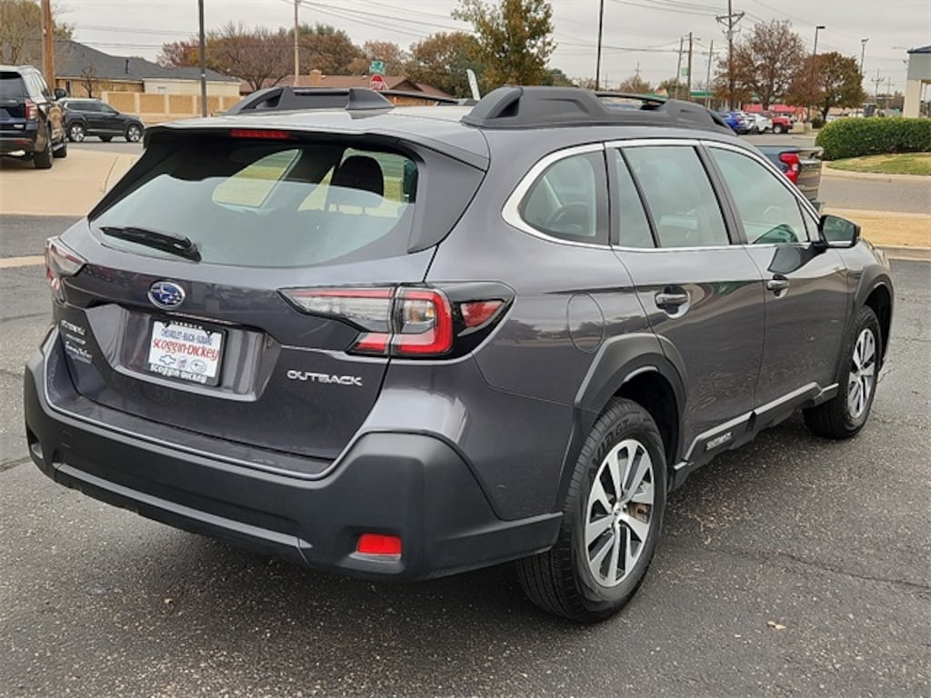 Used 2025 Subaru Outback Base SUV