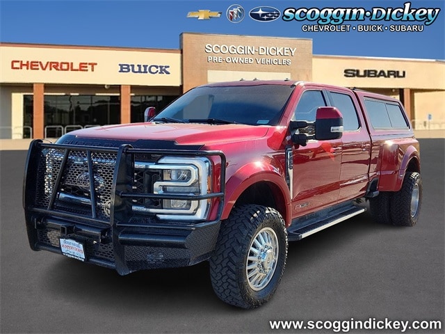 2023 Ford F-450 Super Duty Lariat's photo