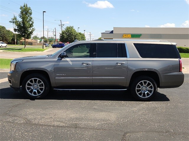 2019 Gmc Yukon XL Denali photo 2