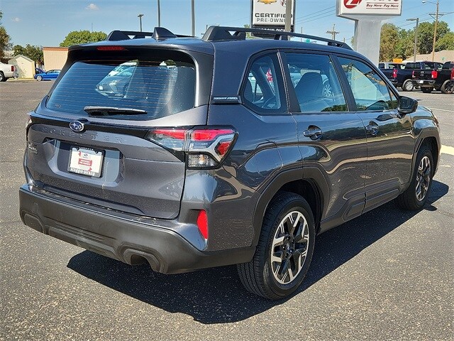 2025 Subaru Forester Base photo 4