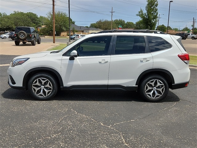 Certified 2022 Subaru Forester Premium with VIN JF2SKAEC7NH488398 for sale in Lubbock, TX