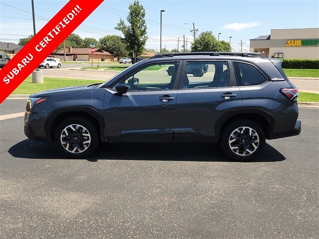2025 Subaru Forester Base photo 2