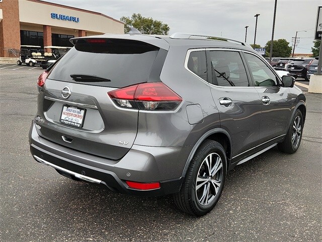 2020 Nissan Rogue SV photo 4