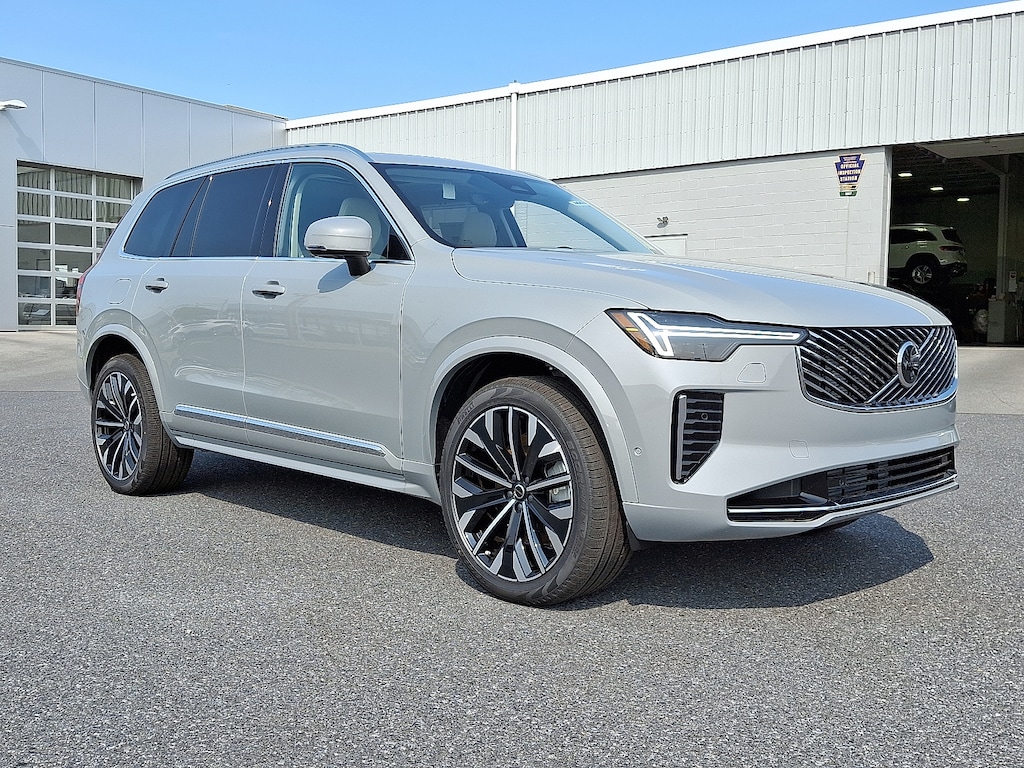 New 2025 Volvo XC90 plug-in hybrid T8 (2025.5) Ultra 7-Seater SUV