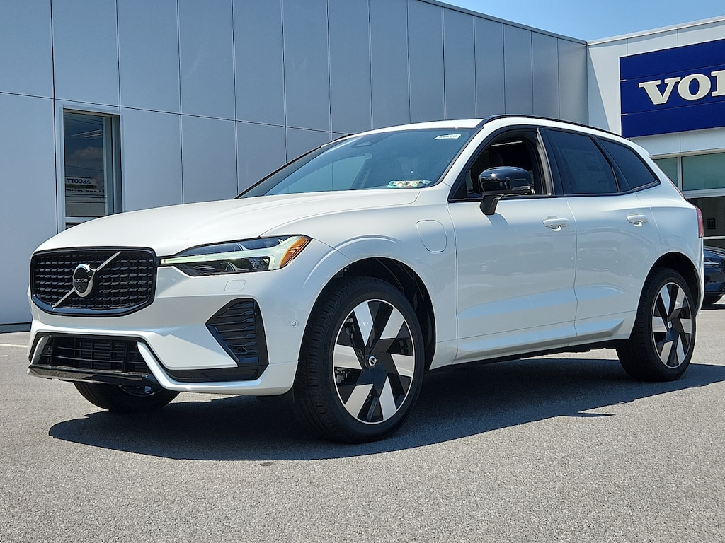 New 2024 Volvo XC60 plug-in hybrid T8 Plus Dark SUV