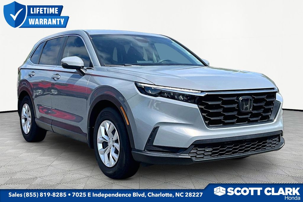 2024 Honda CR-V LX 2WD's photo