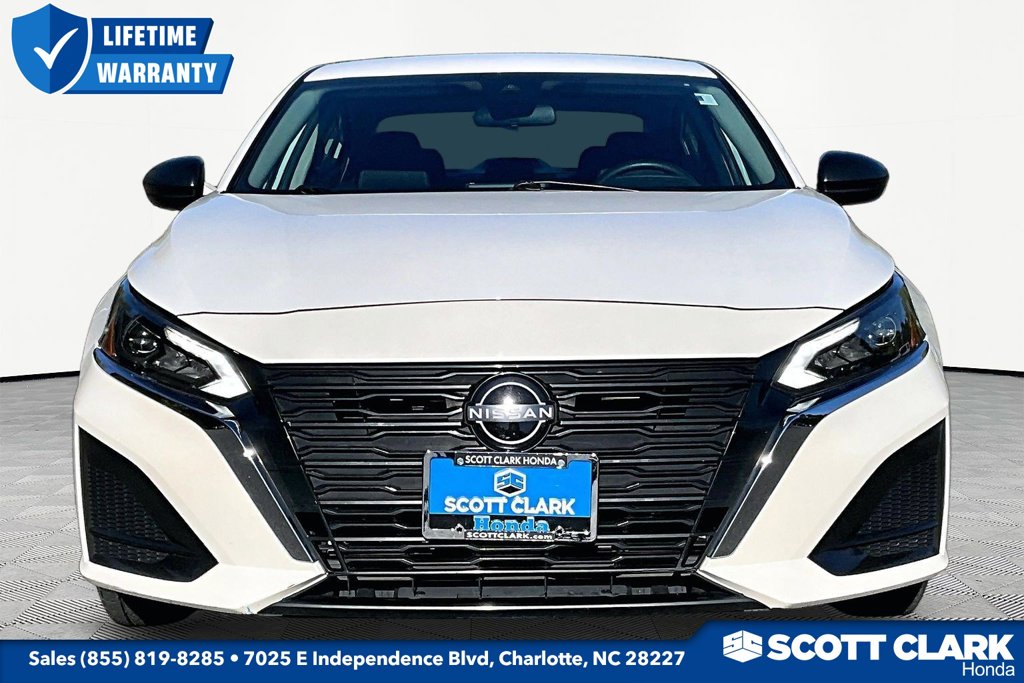 Used 2024 Nissan Altima 2.5 SV Sedan