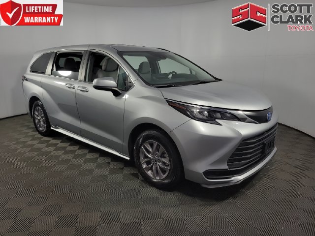 2025 Toyota Sienna
