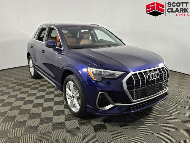 2022 Audi Q3
