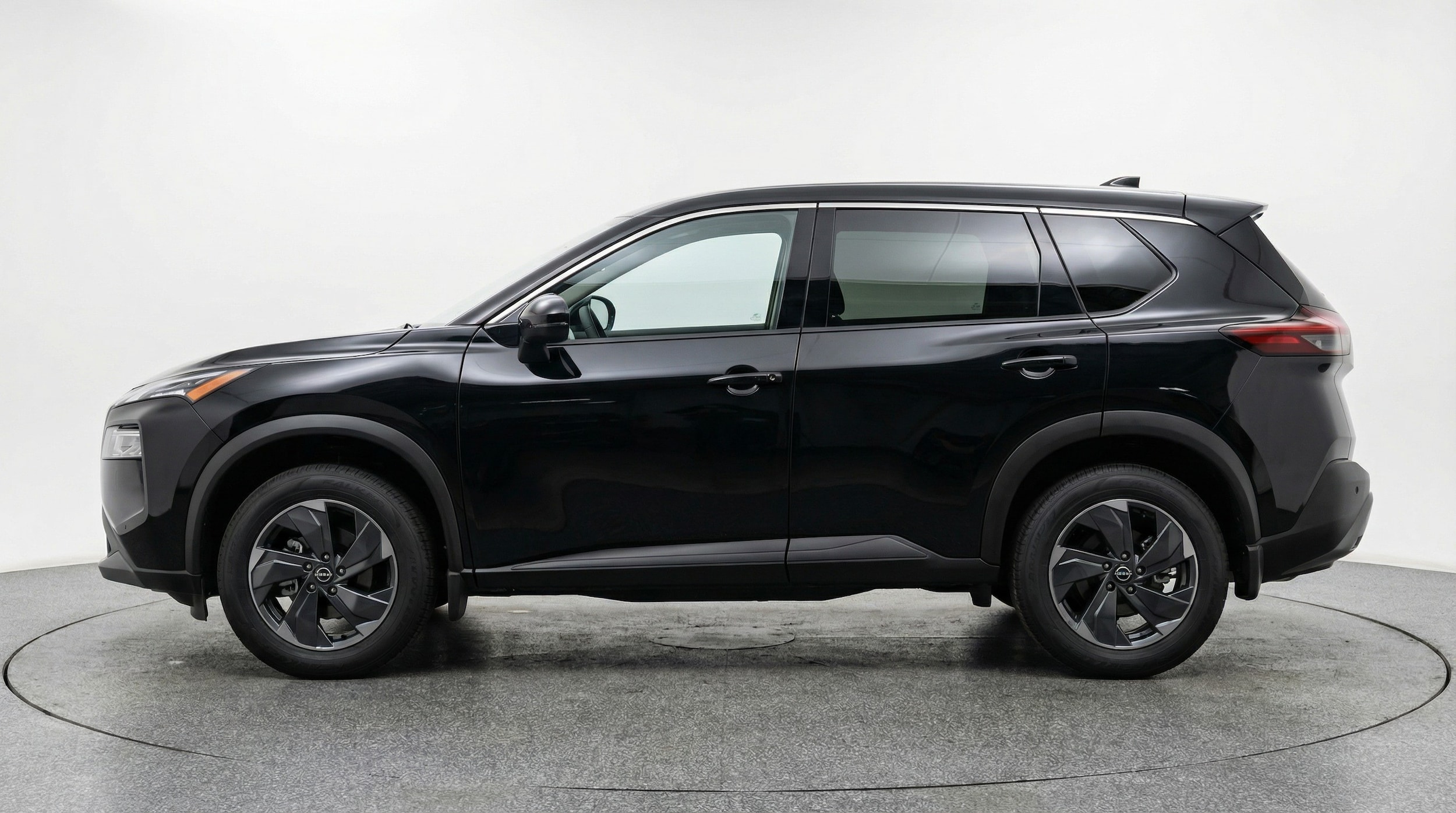 Thumbnail: 2025 Nissan Rogue - 4