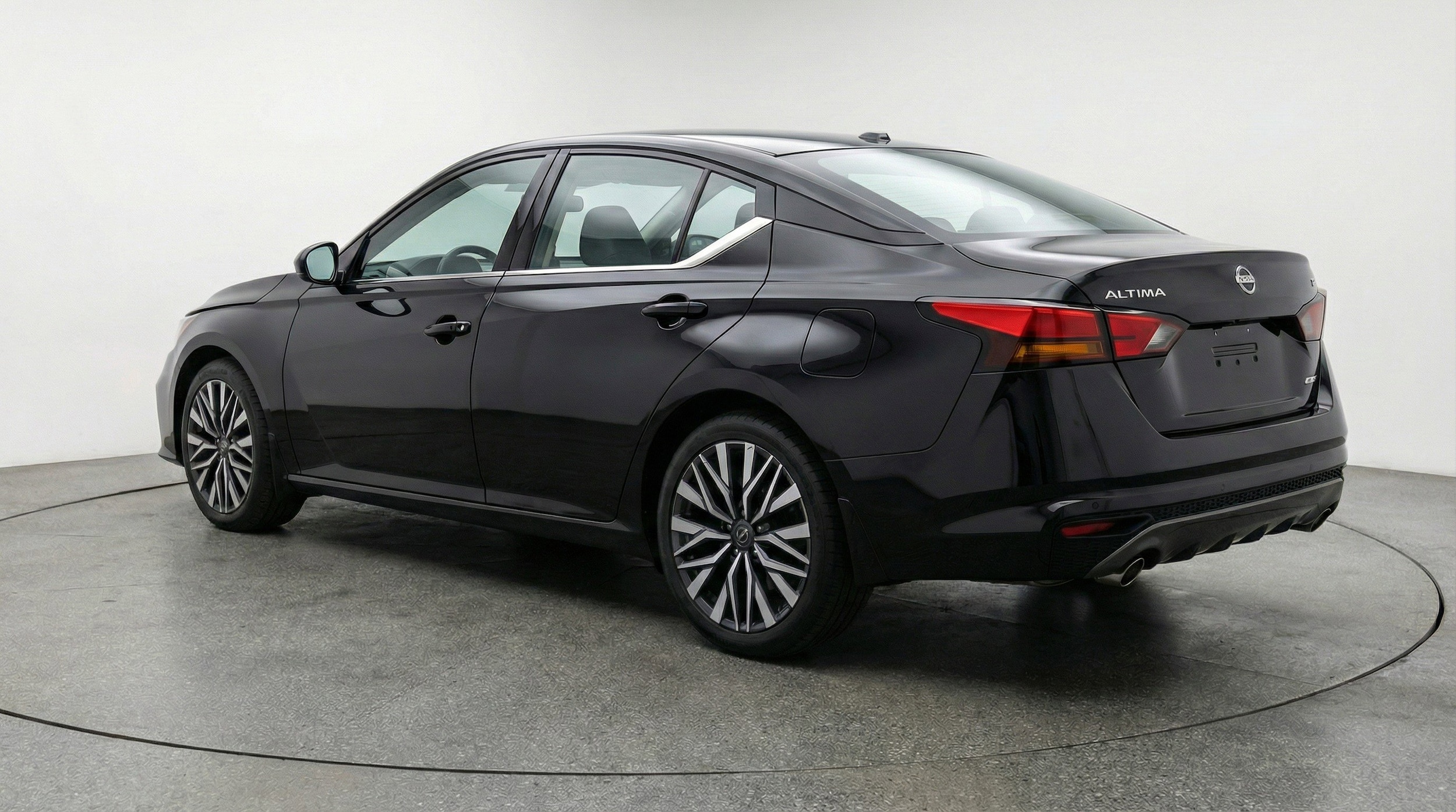 Thumbnail: 2025 Nissan Altima - 6