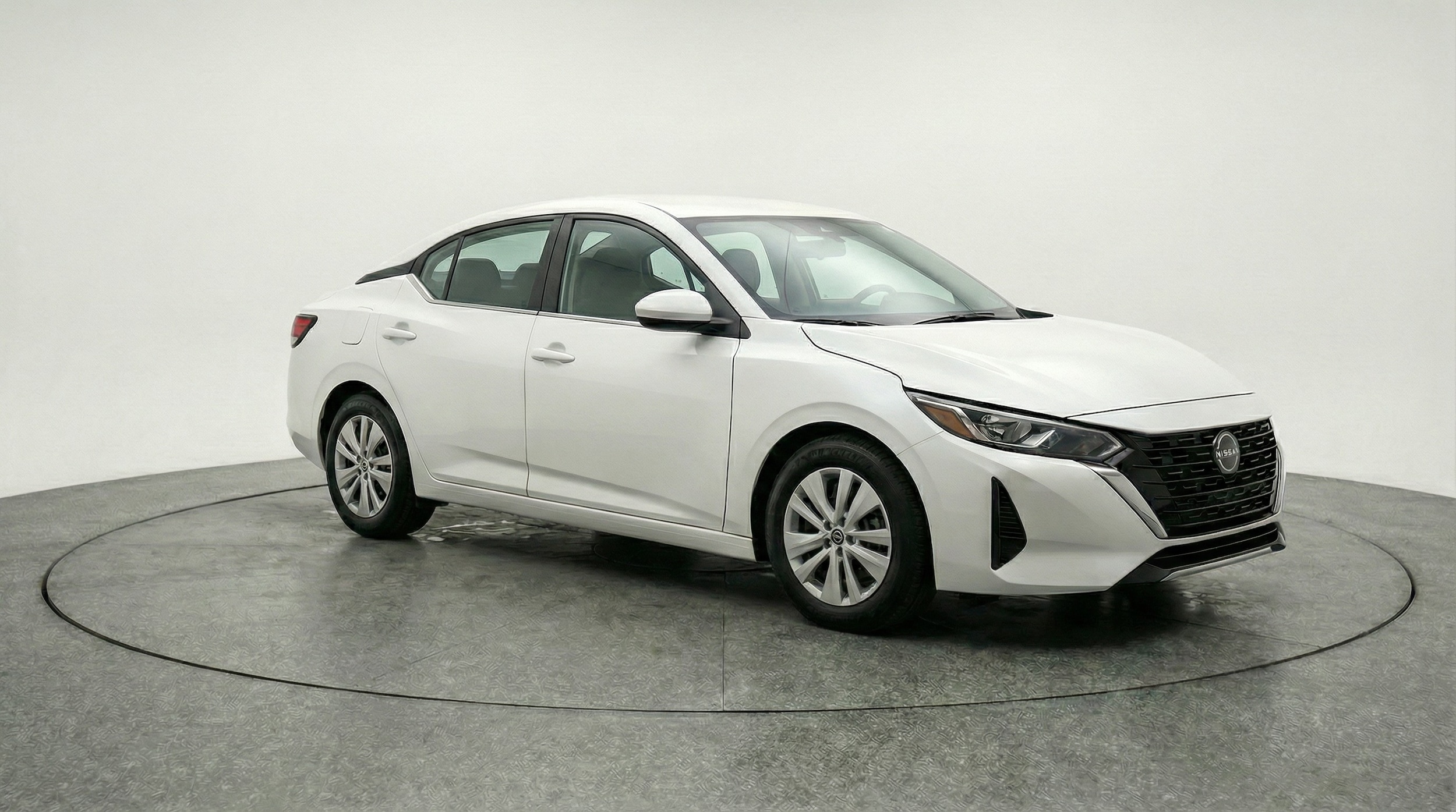 Thumbnail: 2025 Nissan Sentra - 1