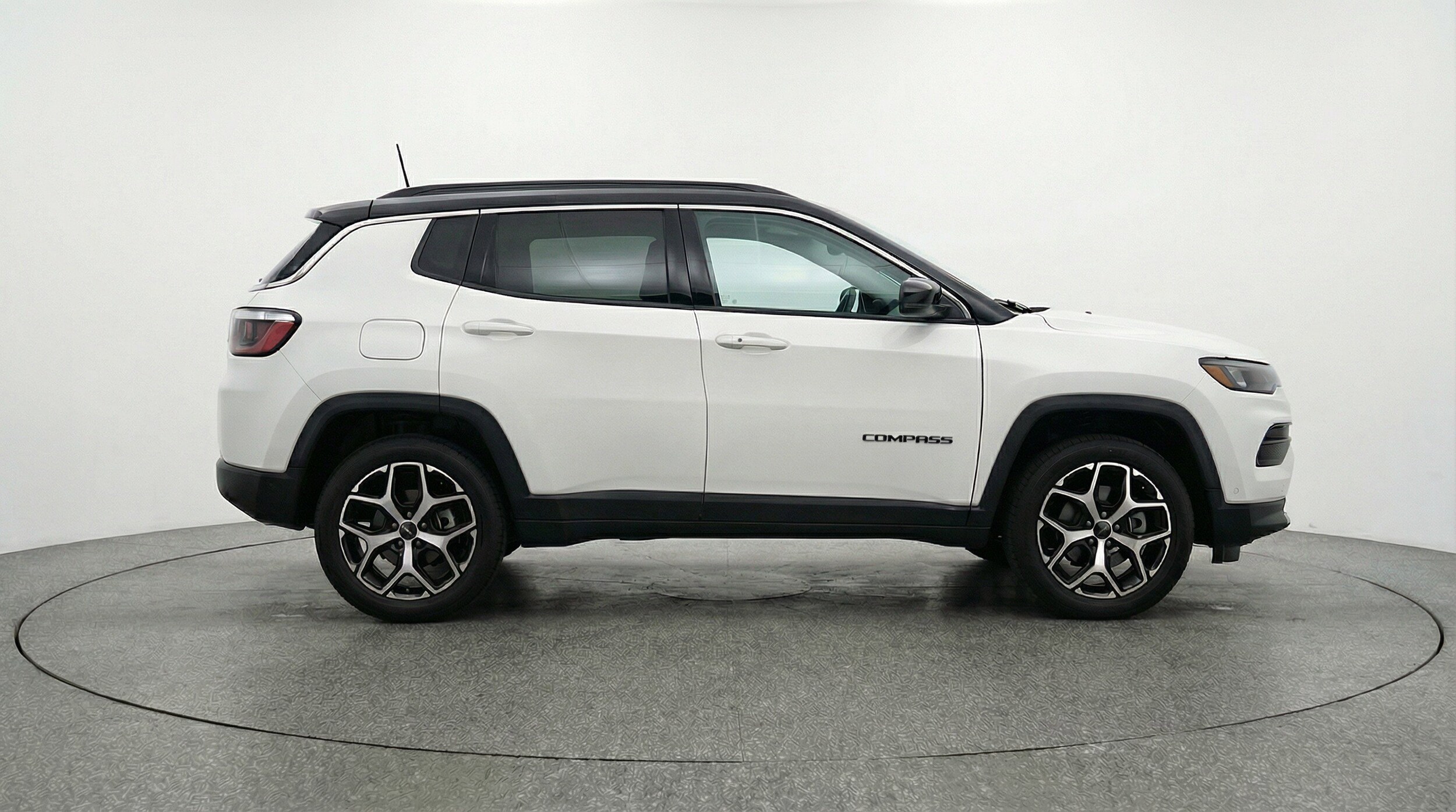 Thumbnail: 2025 Jeep Compass - 11