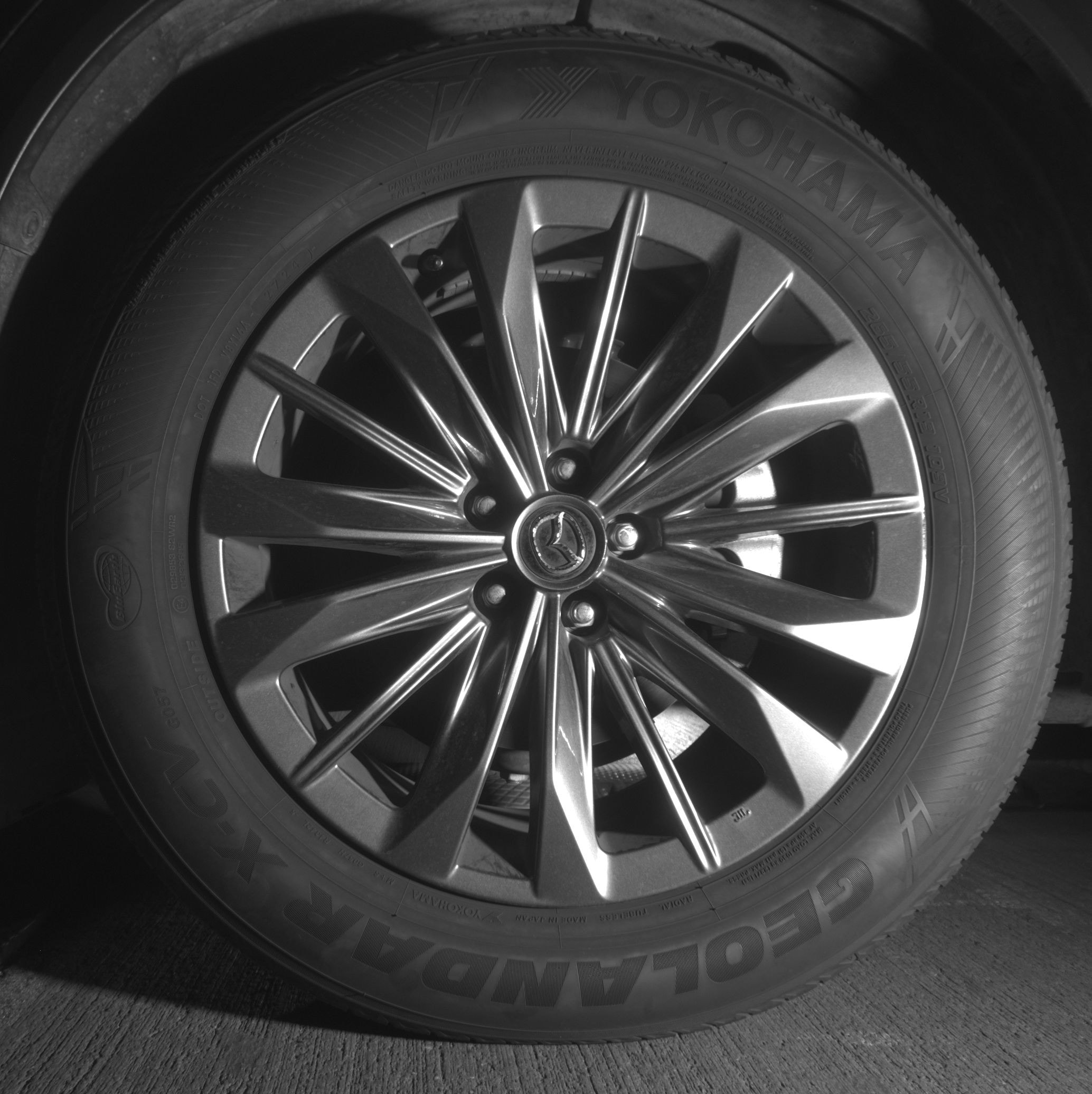 Thumbnail: 2025 Mazda CX-70 - 9