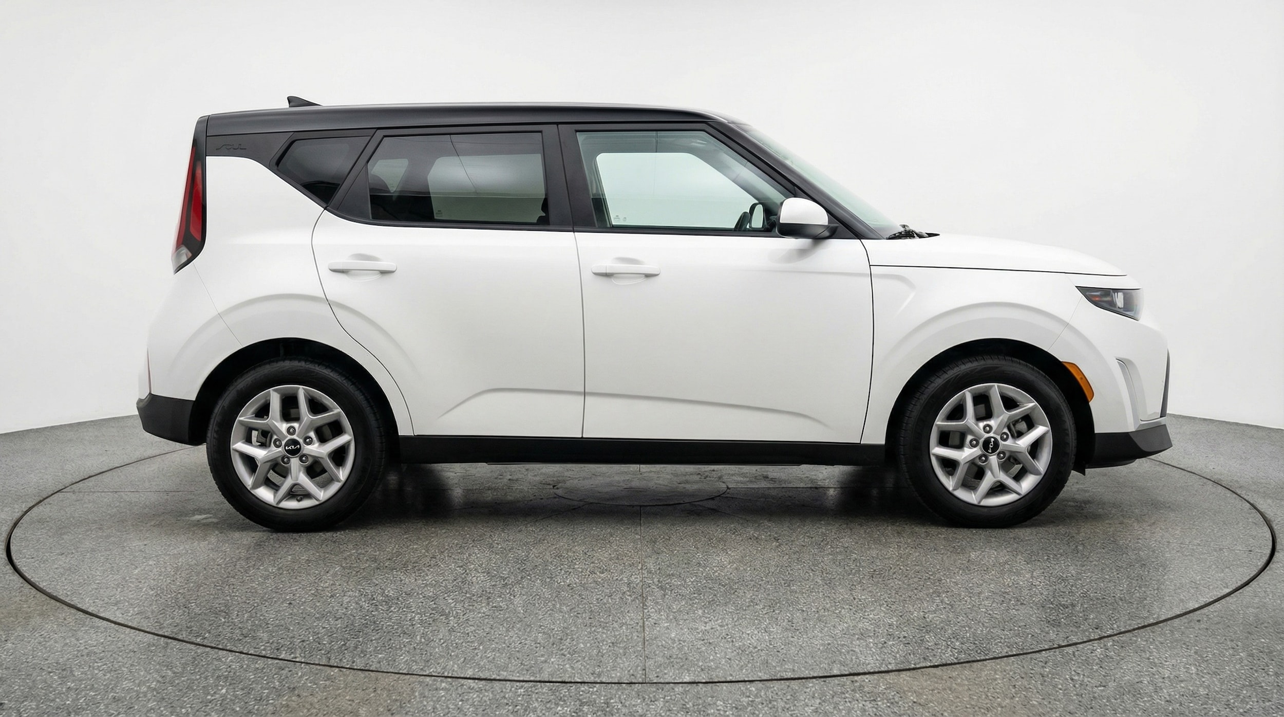 Thumbnail: 2025 Kia Soul - 8