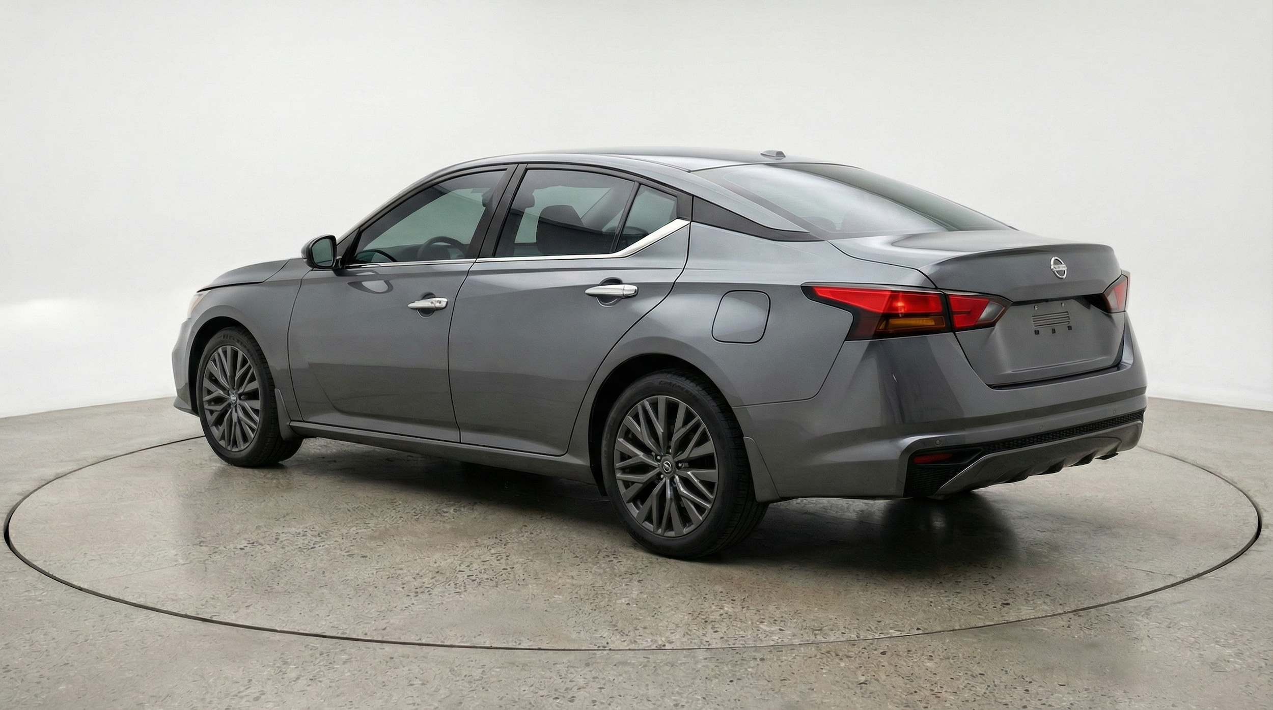 Thumbnail: 2025 Nissan Altima - 5