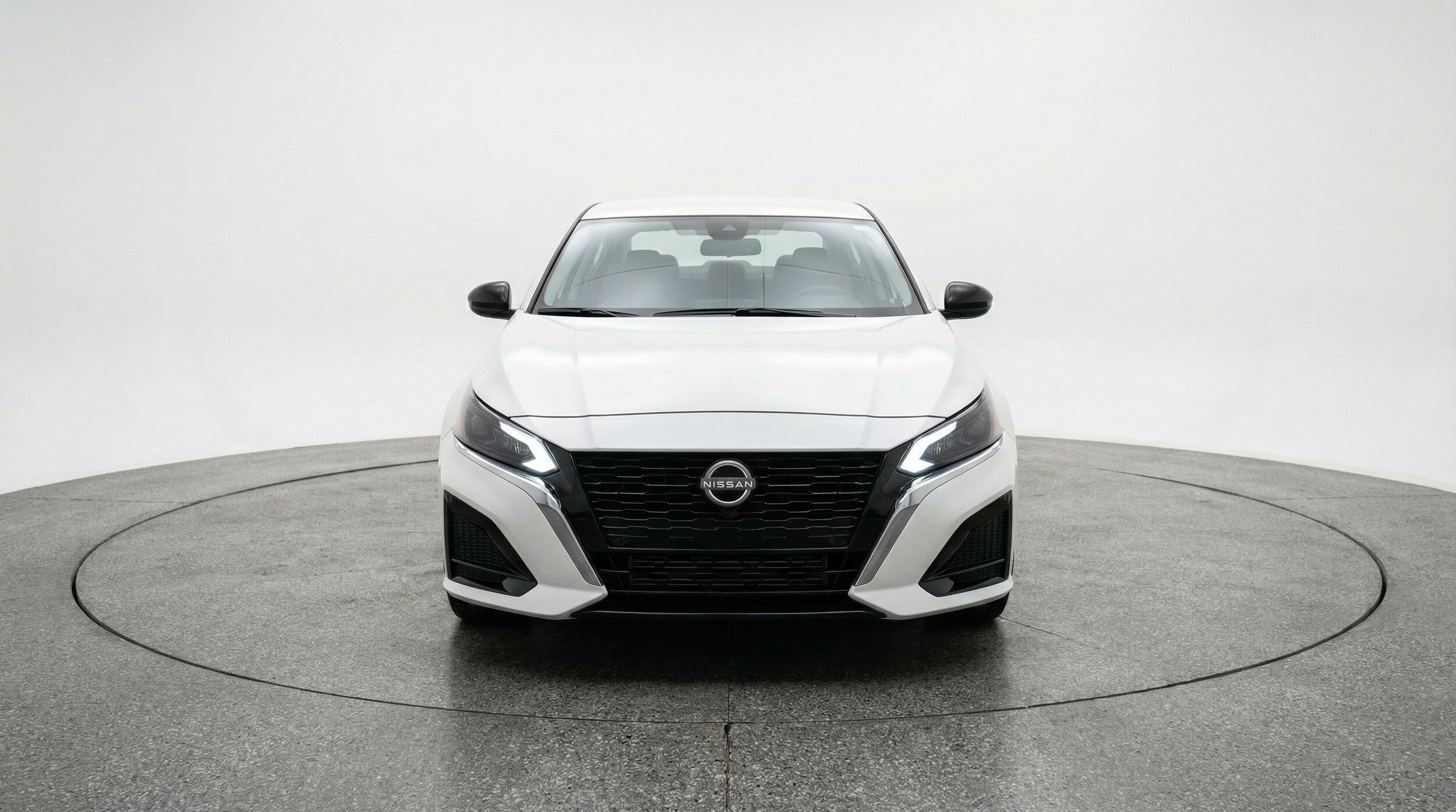 Thumbnail: 2025 Nissan Altima - 2