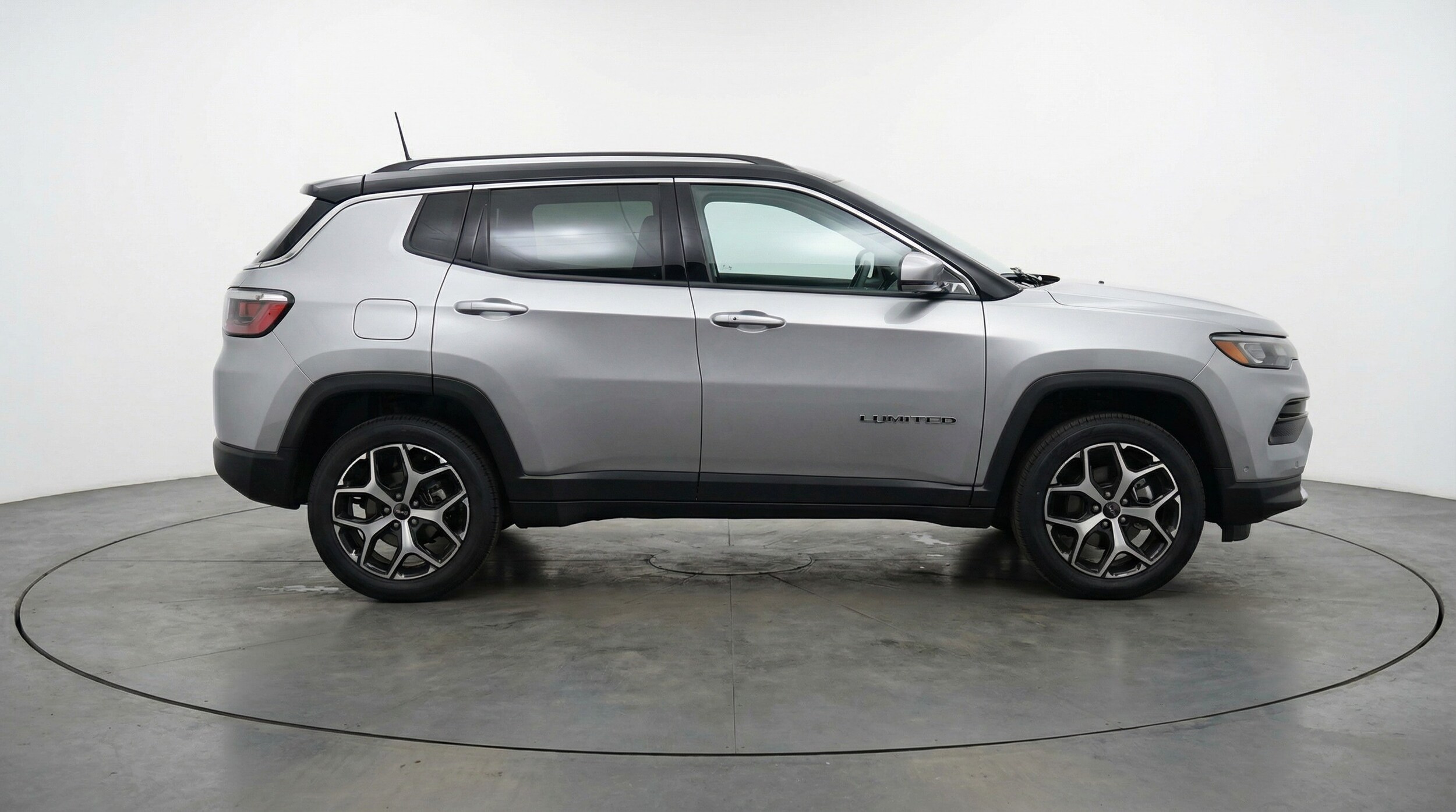 Thumbnail: 2025 Jeep Compass - 8
