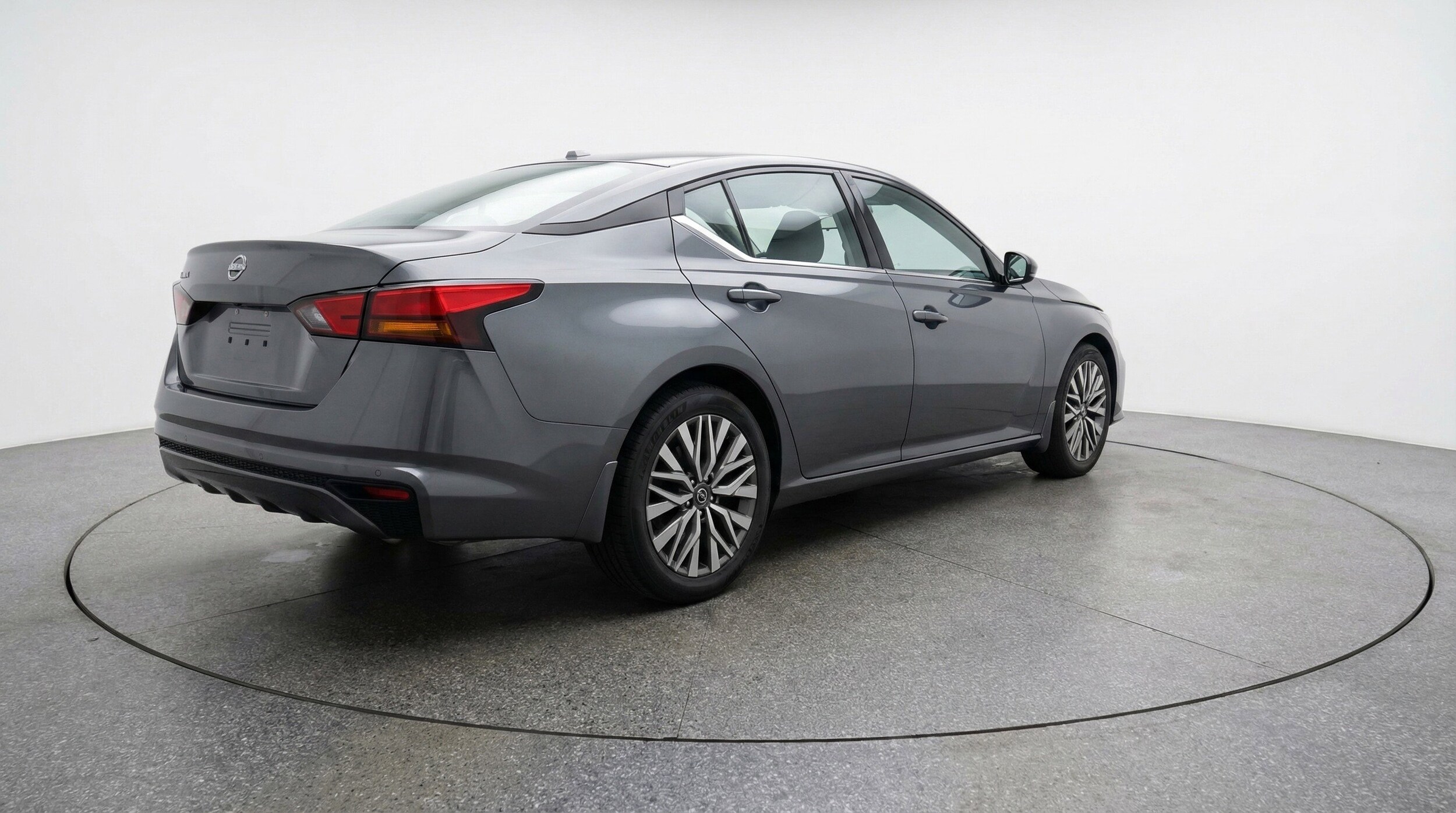 Thumbnail: 2025 Nissan Altima - 9