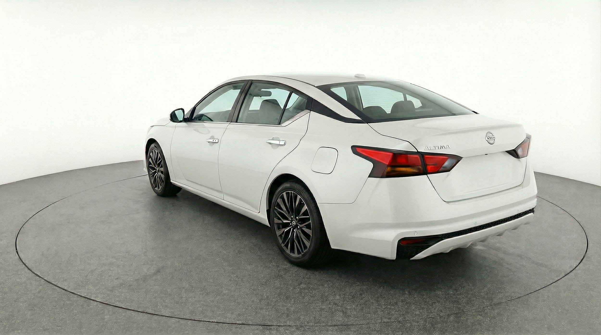 Thumbnail: 2025 Nissan Altima - 6