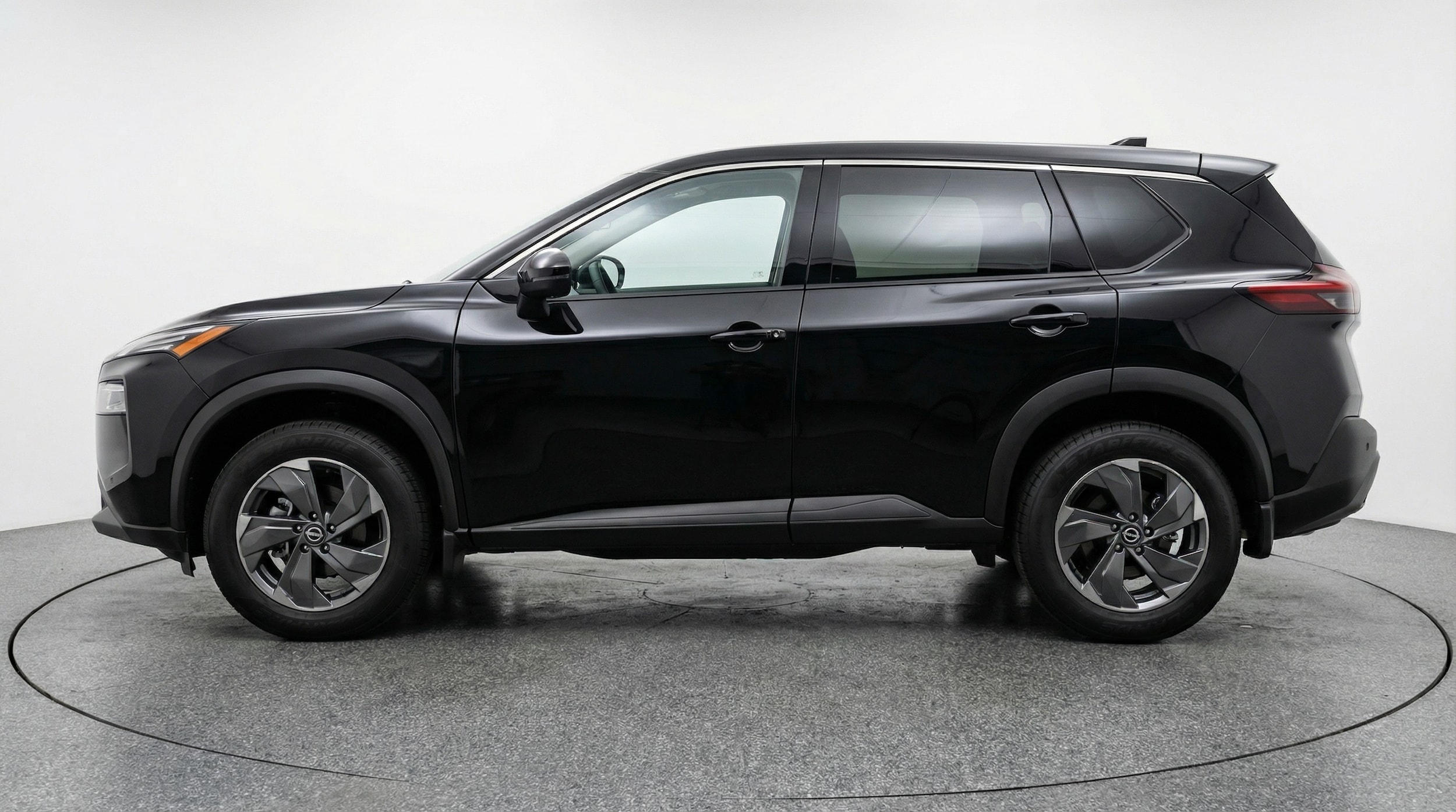 Thumbnail: 2025 Nissan Rogue - 4