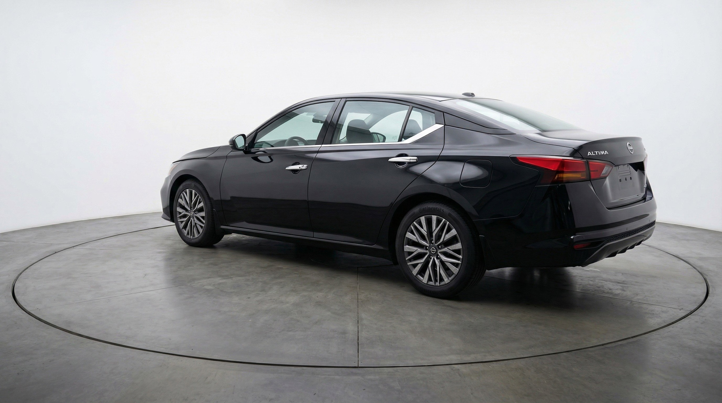 Thumbnail: 2025 Nissan Altima - 6