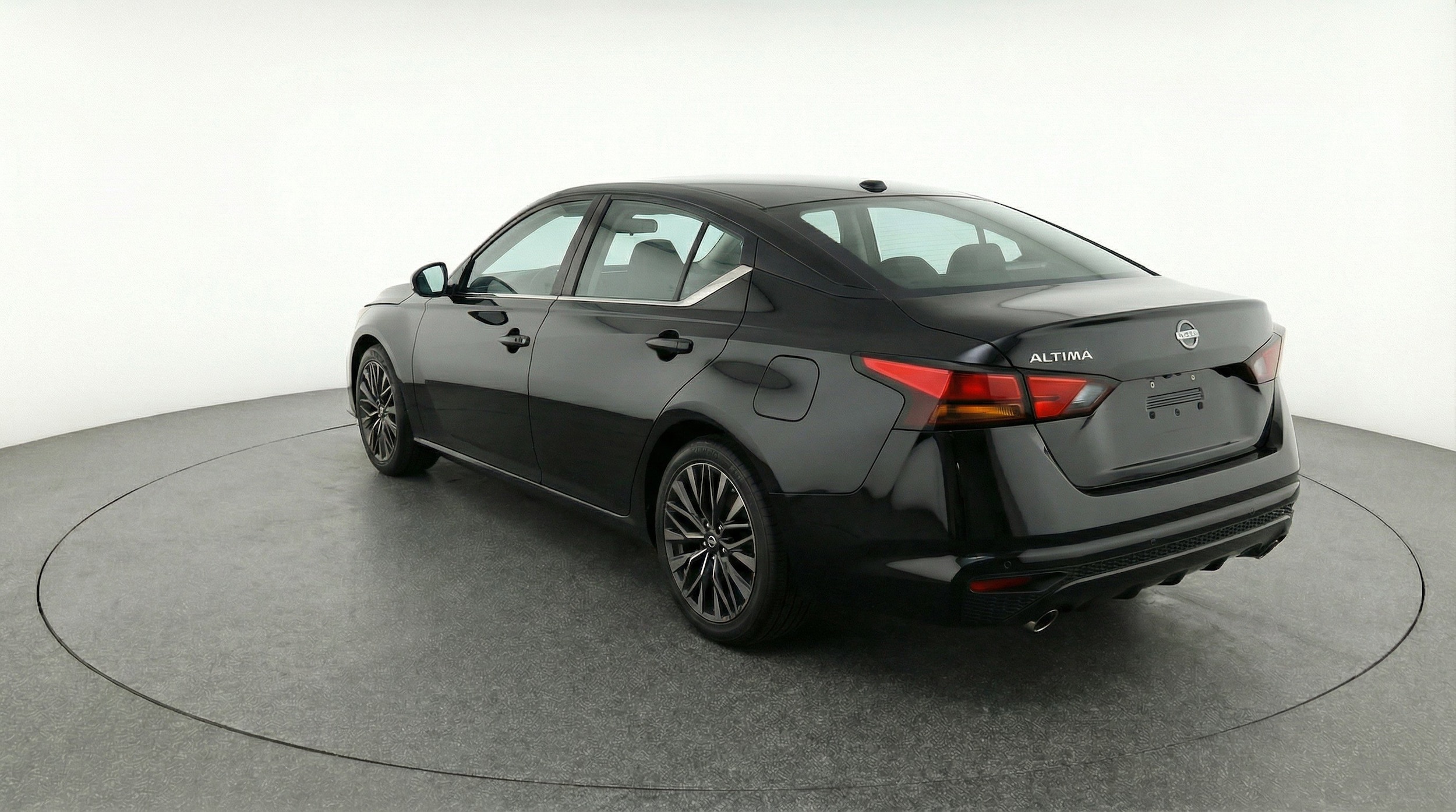 Thumbnail: 2025 Nissan Altima - 6