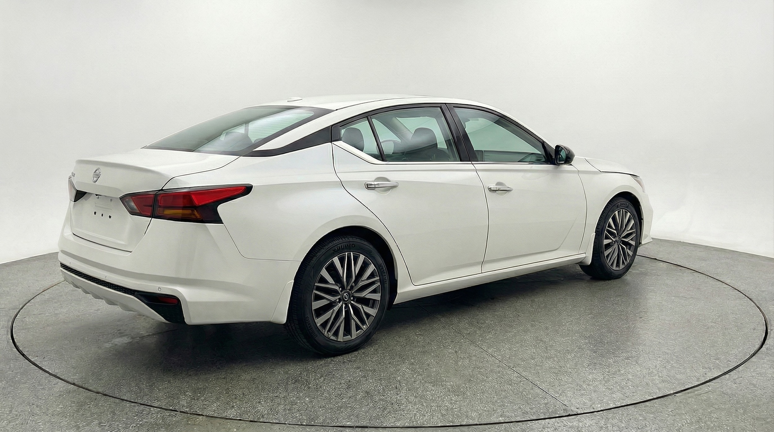 Thumbnail: 2025 Nissan Altima - 7