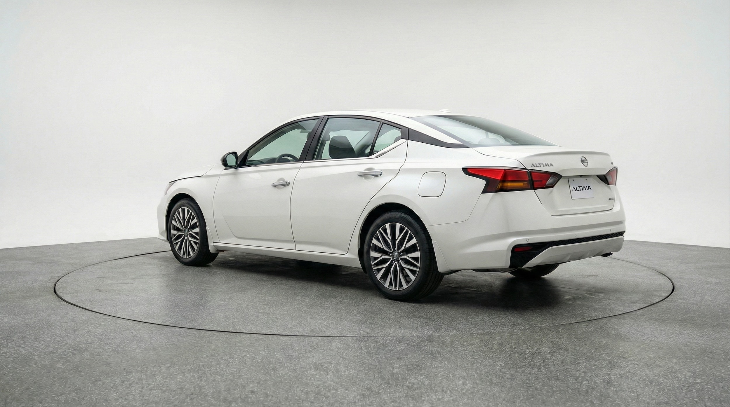 Thumbnail: 2025 Nissan Altima - 5