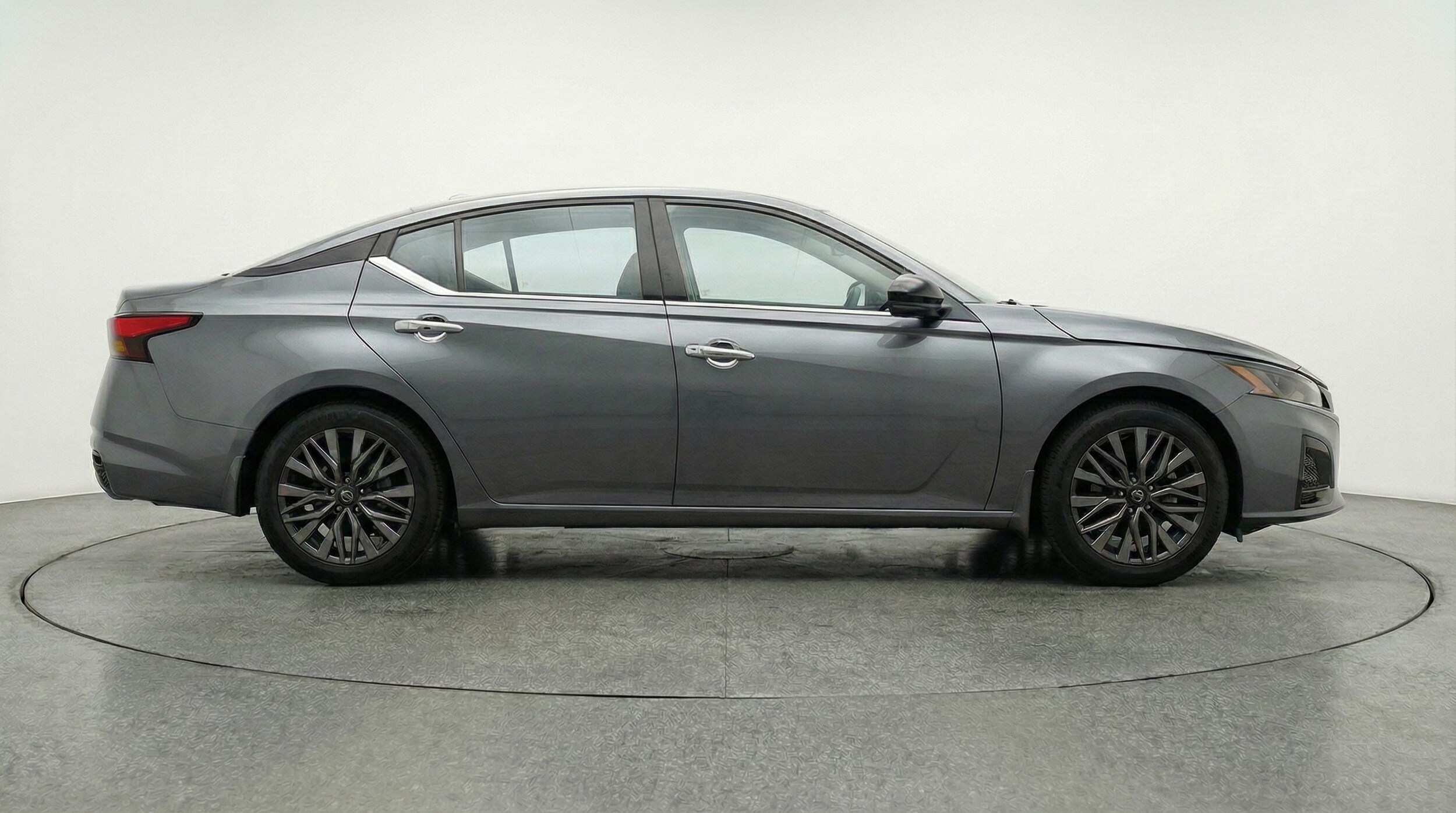 Thumbnail: 2025 Nissan Altima - 8