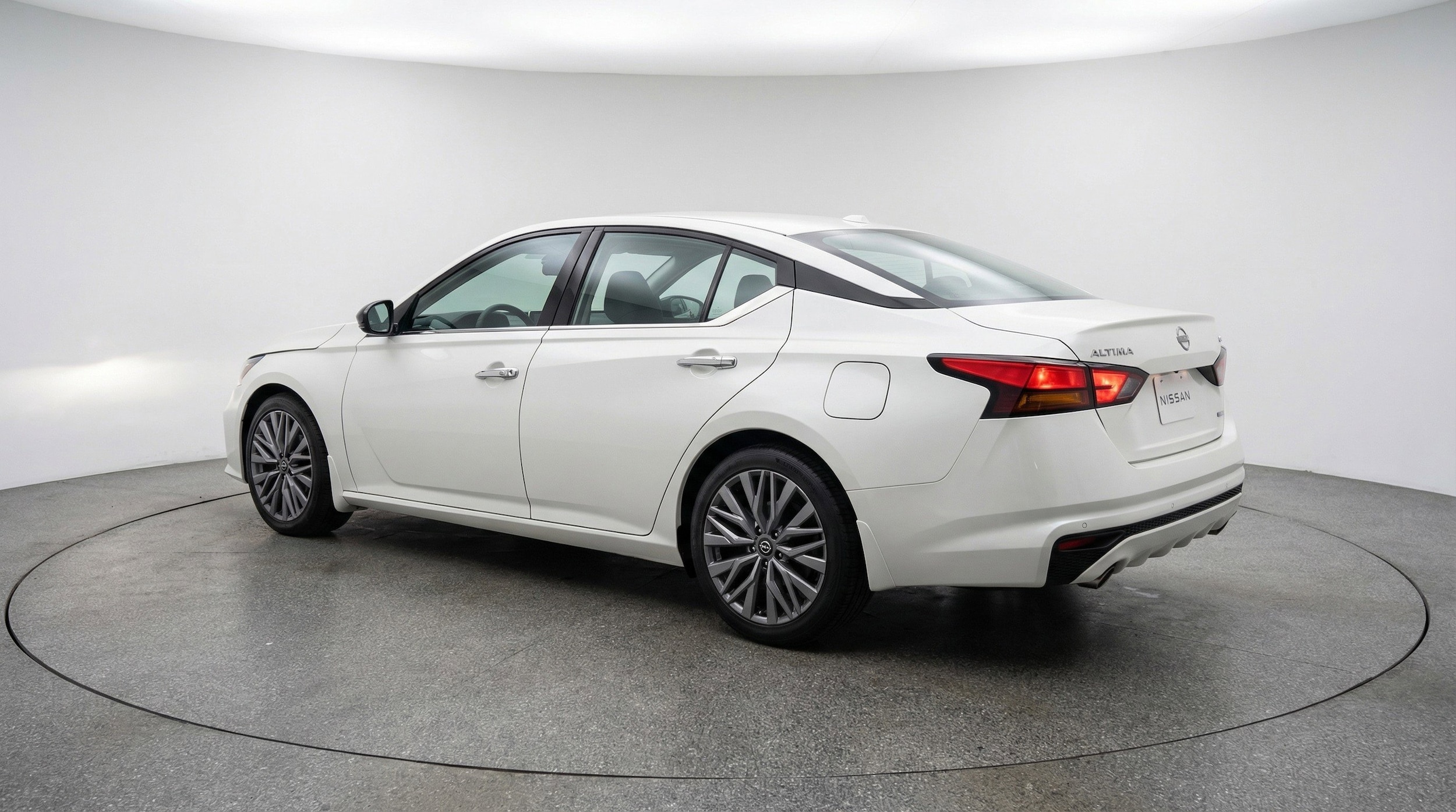 Thumbnail: 2025 Nissan Altima - 6