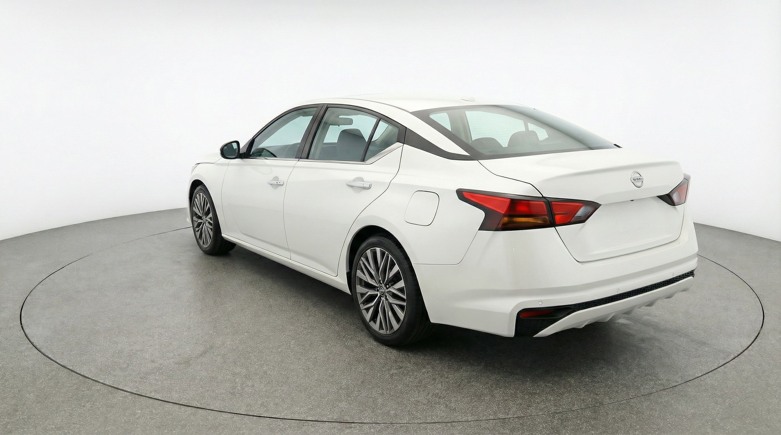 Thumbnail: 2025 Nissan Altima - 6