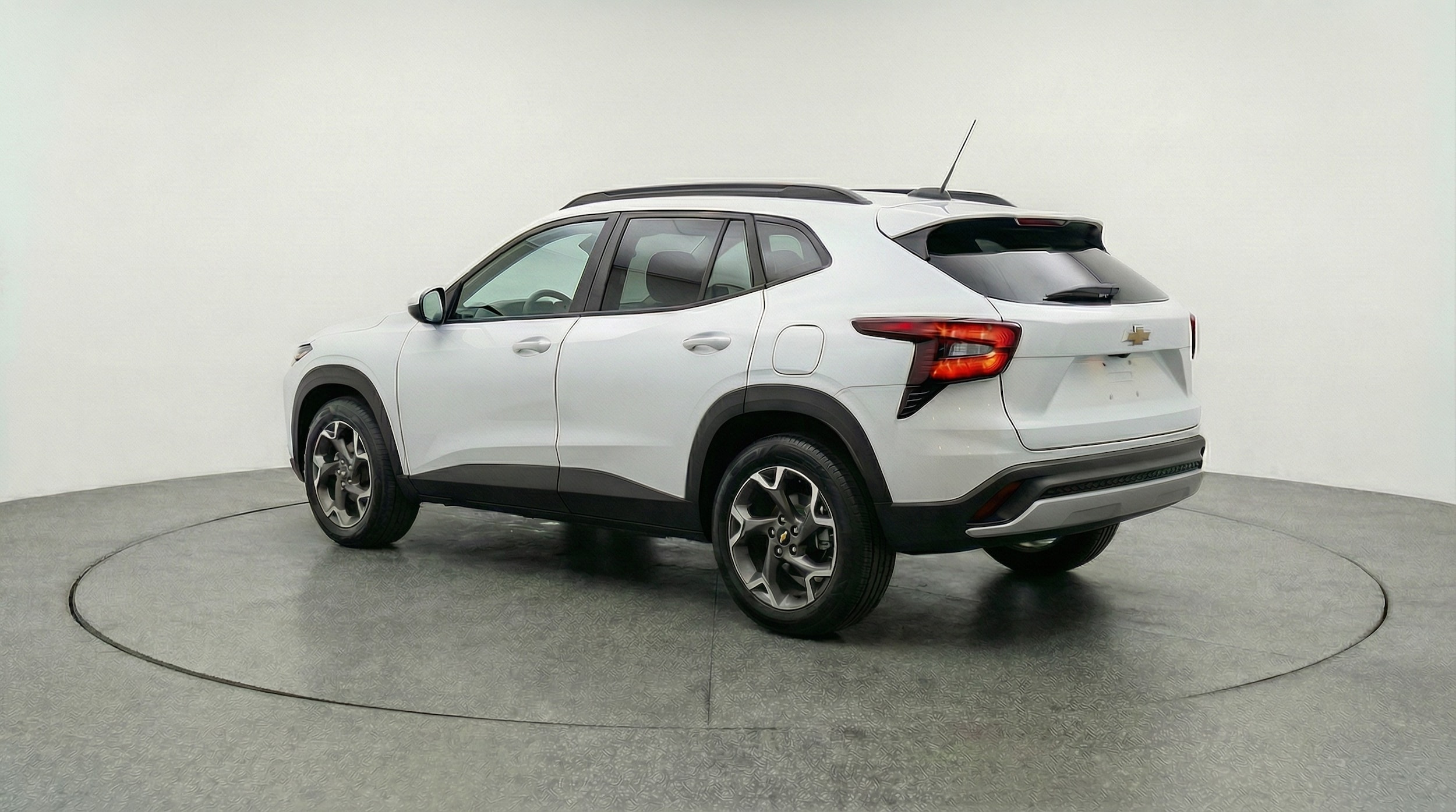 Thumbnail: 2025 Chevrolet Trax - 5